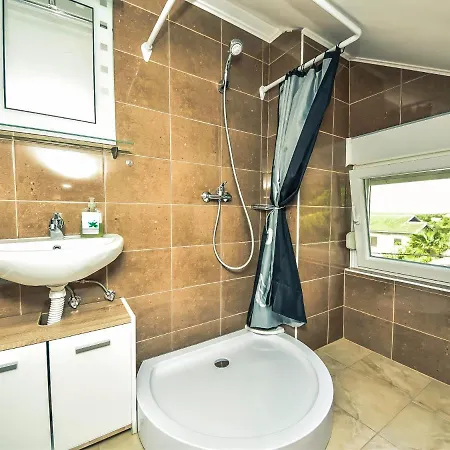 Amadea-3 By Interhome Apartmán